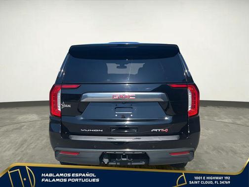 Onyx Black 2022 GMC Yukon AT4