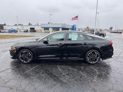 Ebony Black 2021 Kia K5 GT-Line