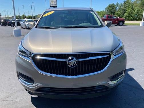 Photo 2 of 26 of 2019 Buick Enclave Essence