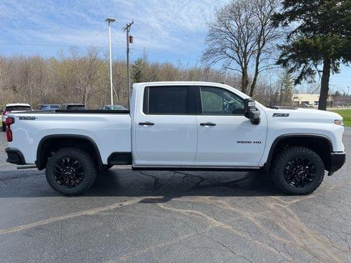 Summit White 2026 Chevrolet Silverado 3500 LTZ