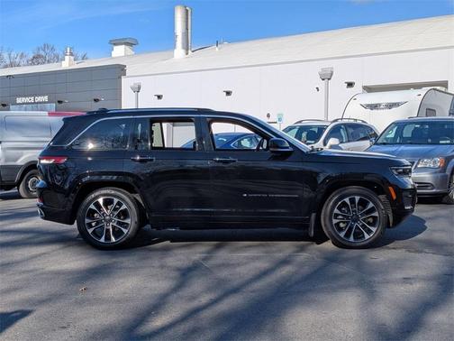 2023 Jeep Grand Cherokee Overland