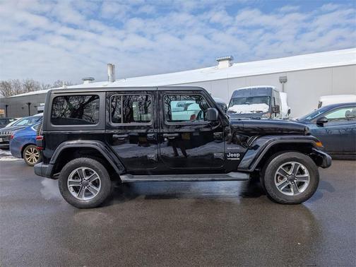 2020 Jeep Wrangler Unlimited Sahara
