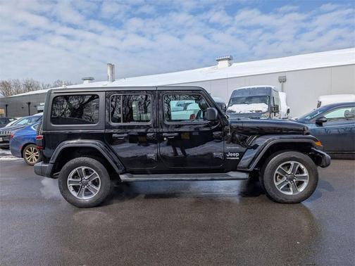 2020 Jeep Wrangler Unlimited Sahara
