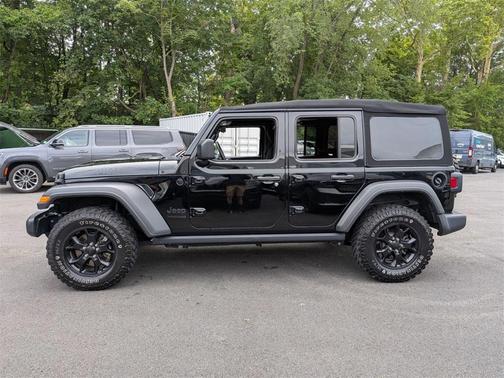 2022 Jeep Wrangler Unlimited Sport