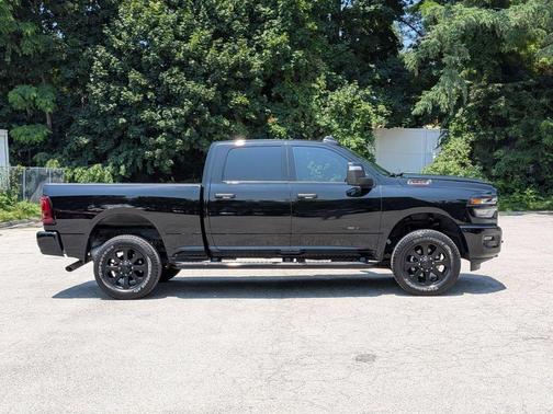 Diamond Black 2025 RAM 2500 Big Horn