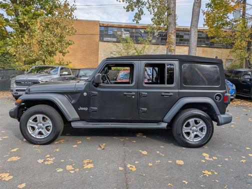 2018 Jeep Wrangler Unlimited Sport
