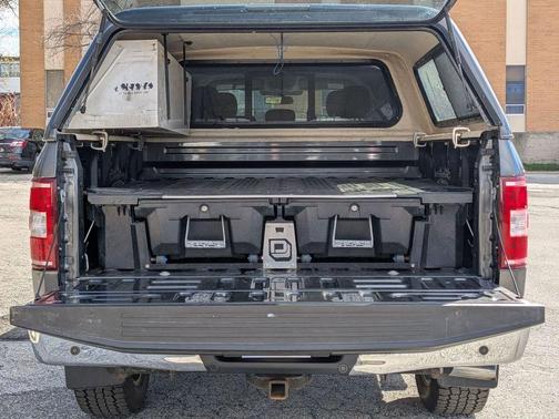 Magnetic Metallic 2018 Ford F-150 XLT
