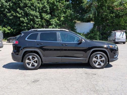 Diamond Black 2021 Jeep Cherokee Limited