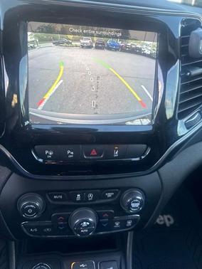 Diamond Black 2021 Jeep Cherokee Limited