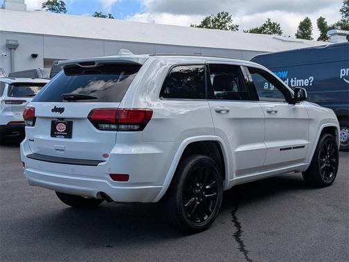 2022 Jeep Grand Cherokee WK Laredo