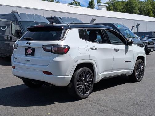 2022 Jeep Compass Altitude