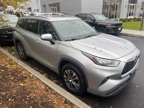 2020 Toyota Highlander XLE