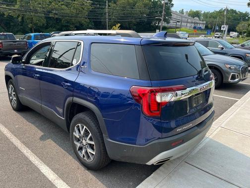 Ultra Blue Metallic 2023 GMC Acadia SLT