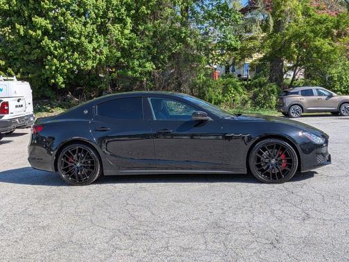 2021 Maserati Ghibli S Q4