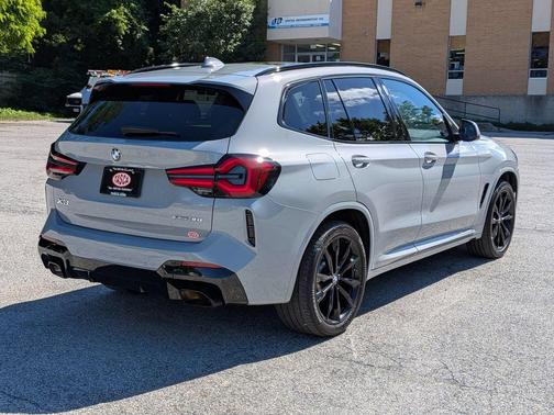 Gray Metallic 2024 BMW X3 xDrive30i