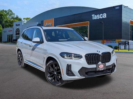 Gray Metallic 2024 BMW X3 xDrive30i