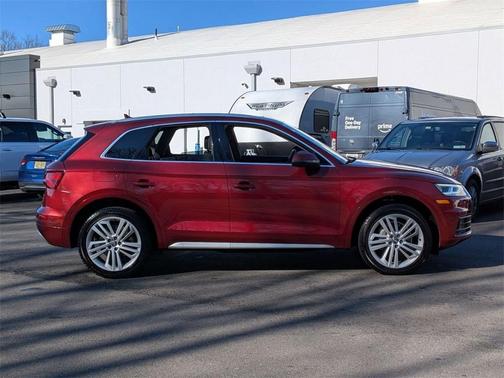 2018 Audi Q5 2.0T Tech Premium