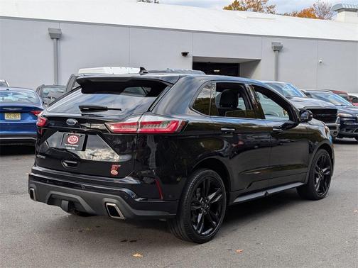 2019 Ford Edge ST