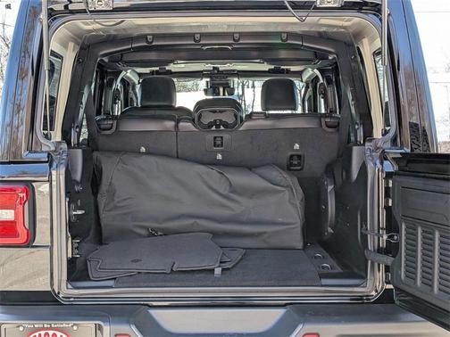 2023 Jeep Wrangler Rubicon 392