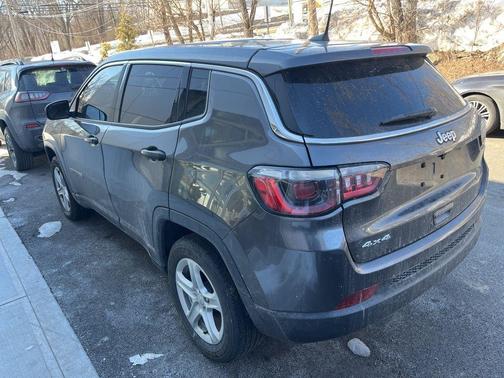 2023 Jeep Compass Sport
