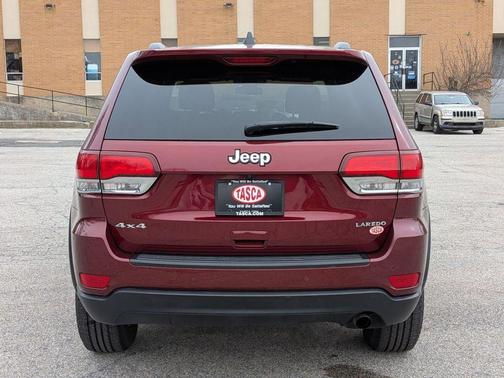 2020 Jeep Grand Cherokee Laredo E