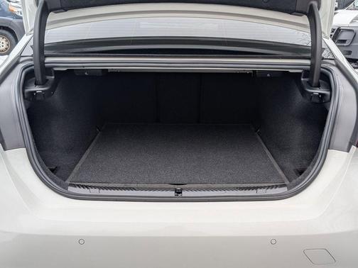 2024 BMW 530 i xDrive