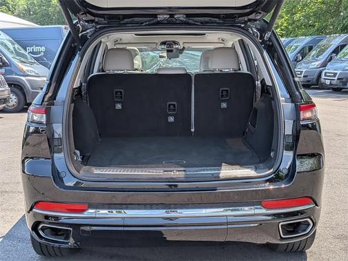 2022 Jeep Grand Cherokee Overland