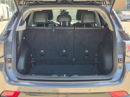 Granite Crystal Clearcoat Metallic 2022 Jeep Compass Limited