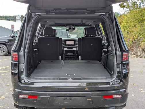 2025 Jeep Wagoneer Series II