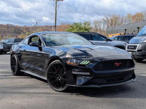 2020 Ford Mustang EcoBoost