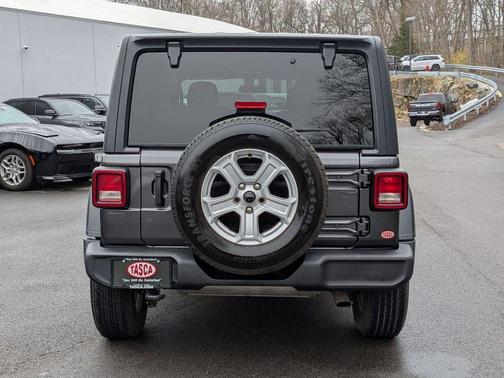 Granite Crystal Clearcoat Metallic 2023 Jeep Wrangler Sport