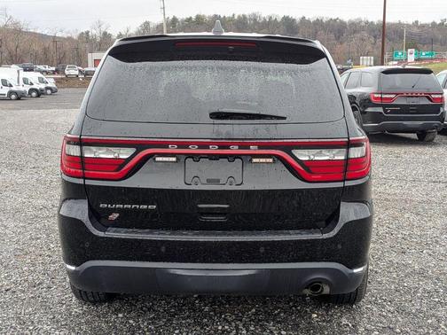 DB Black Crystal Clearcoat 2023 Dodge Durango Pursuit
