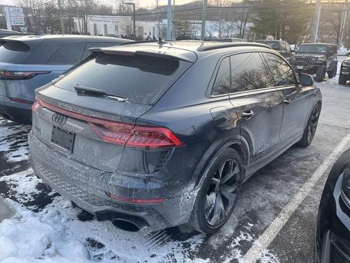 2022 Audi RS Q8 4.0T quattro