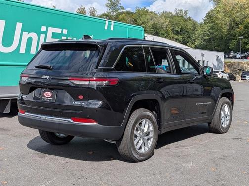 2025 Jeep Grand Cherokee Laredo X