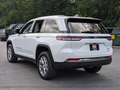 2022 Jeep Grand Cherokee Limited