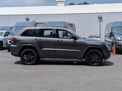 2021 Jeep Grand Cherokee Laredo X