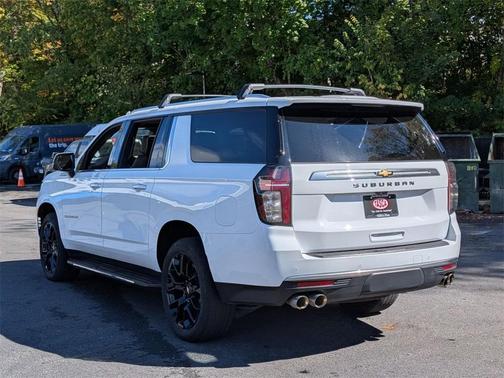2023 Chevrolet Suburban High Country