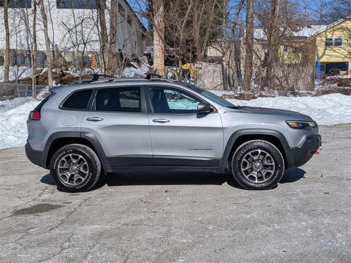 2021 Jeep Cherokee Trailhawk
