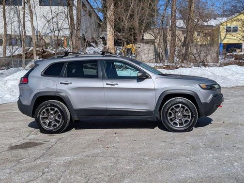 2021 Jeep Cherokee Trailhawk