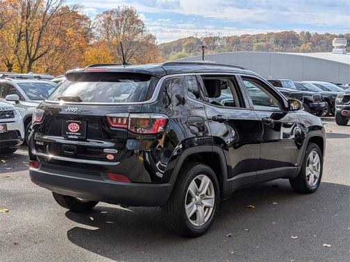 2022 Jeep Compass Latitude