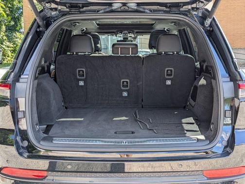 Diamond Black 2023 Jeep Grand Cherokee Summit