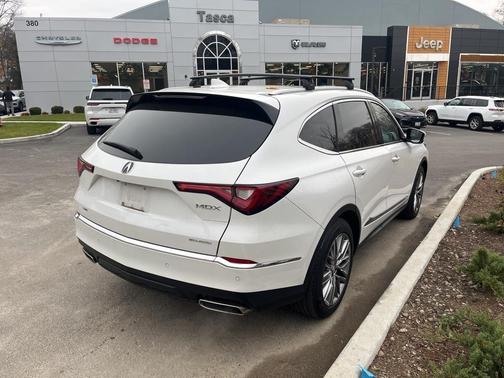 2022 Acura MDX Advance