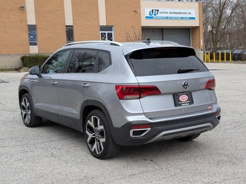 2023 Volkswagen Taos 1.5T SEL