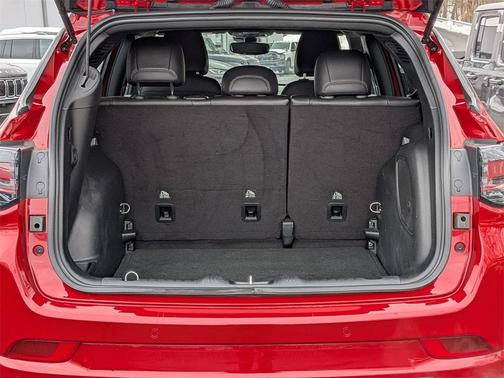 2023 Jeep Compass Altitude