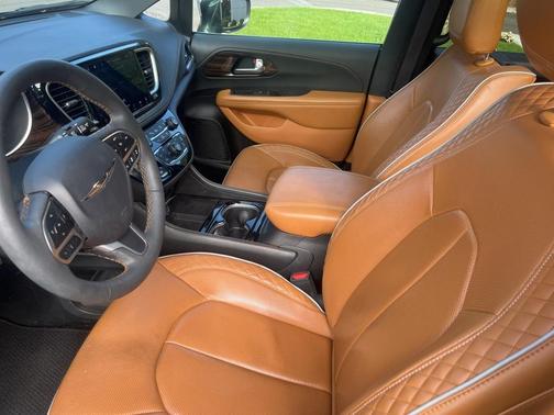 2022 Chrysler Pacifica Pinnacle