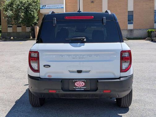 Oxford White 2023 Ford Bronco Sport Outer Banks