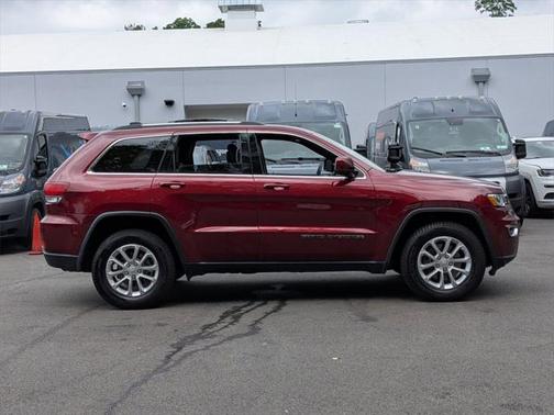 2021 Jeep Grand Cherokee Laredo X 4x4