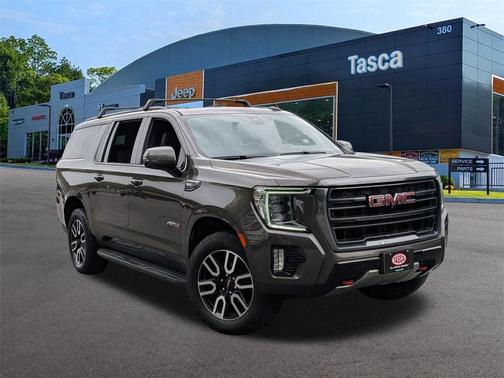 2021 GMC Yukon XL AT4