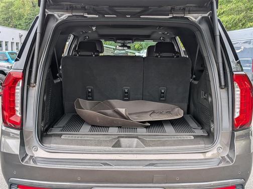 2021 GMC Yukon XL AT4