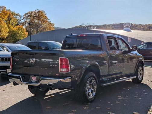 2016 RAM 1500 Laramie